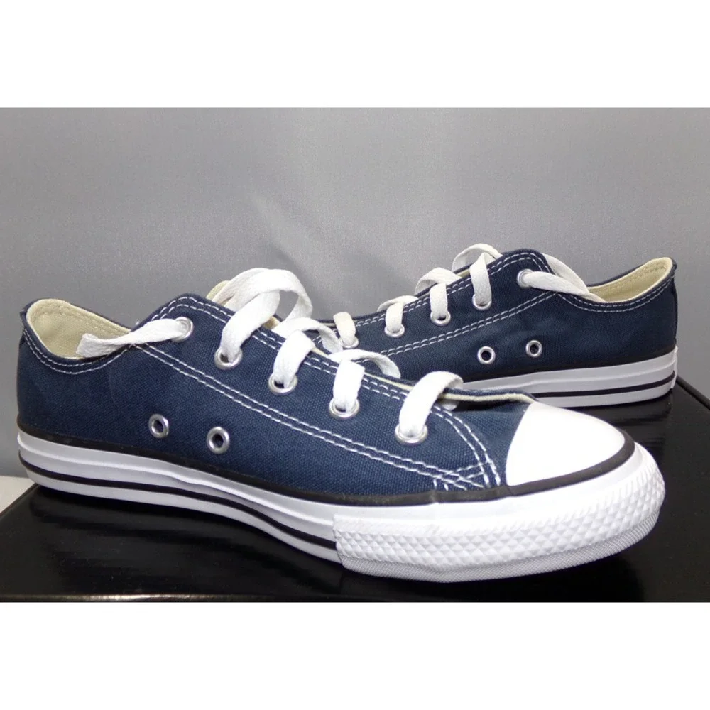 Converse Chuck Taylor‎ All Star Low Top Sneakers Blue Size 3.5